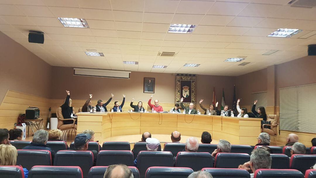 Voto unánime en el pleno celebrado en Pozo Alcón para asumir la deuda administrativa 