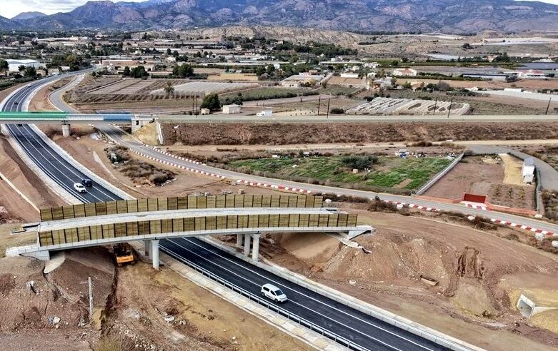 Obras a la altura de la RM-502 en Totana