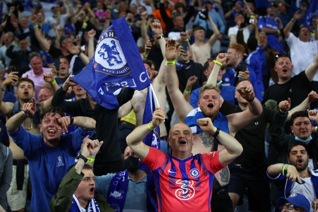 Los aficionados del Chelsea en la final de la Champions