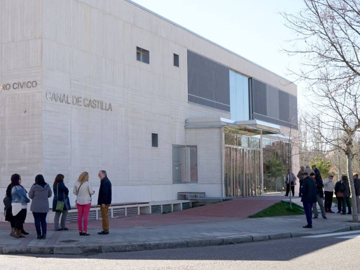 Los centros cívicos adaptan sus horarios al toque de queda