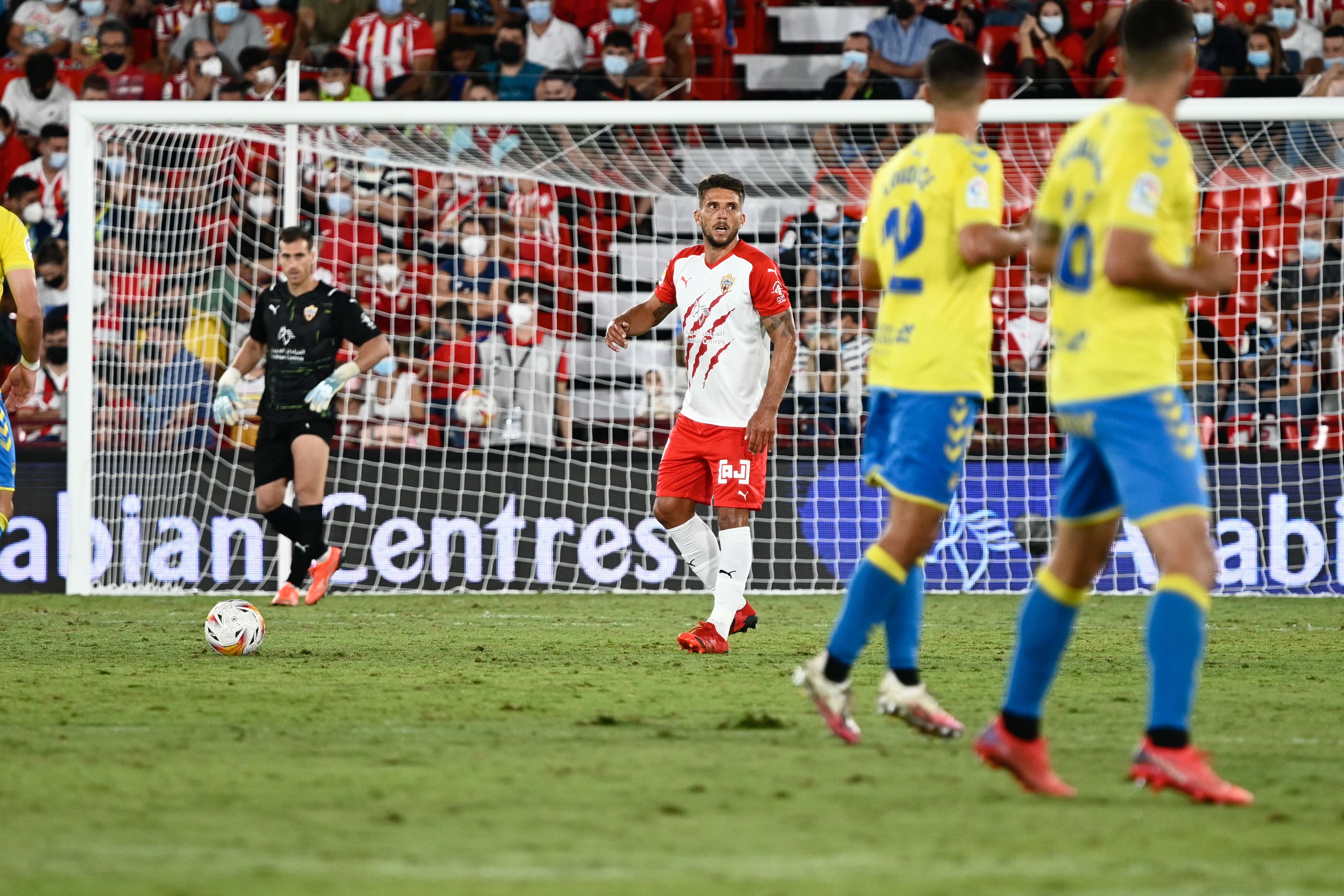 Carriço en su estreno como futbolista del Almería.