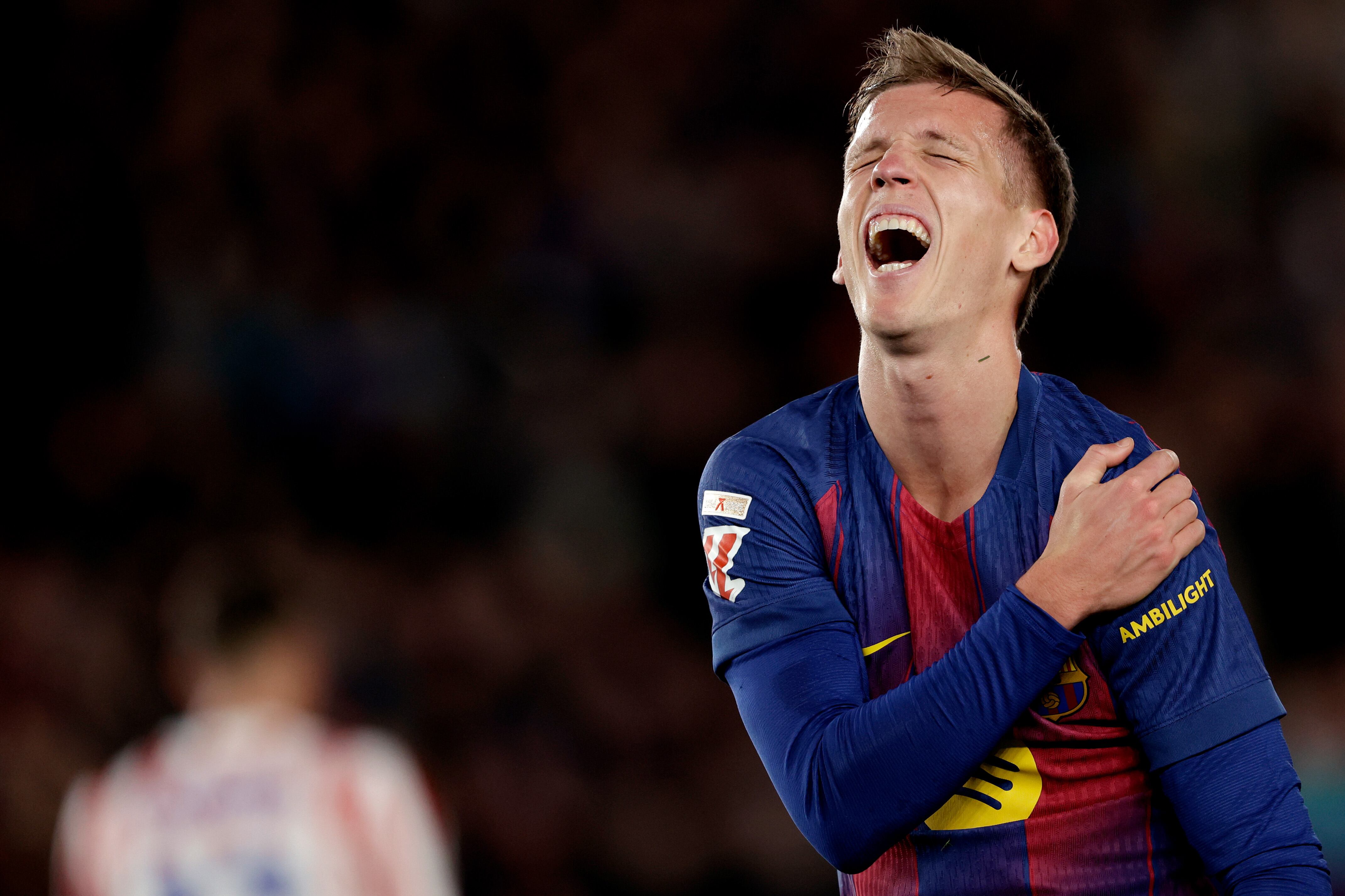 Pedri, lesionado durante el FC Barcelona-Atlético de Madrid de LaLiga