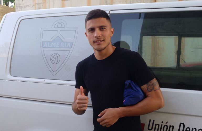 Narváez posa para LA VOZ. 