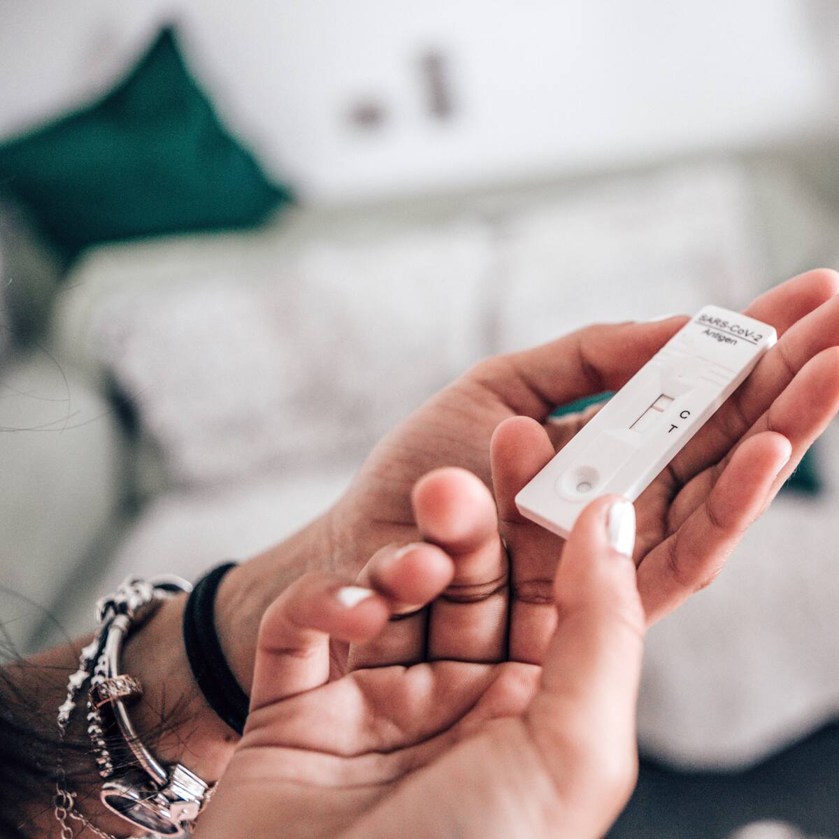 Los ingresos hospitalarios por COVID-19 se han duplicado en la última semana en la Región de Murcia