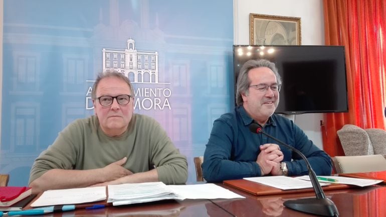 Cristoph Strieder y Francisco Guarido en la rueda de prensa posterior a la Junta Local de Gobierno