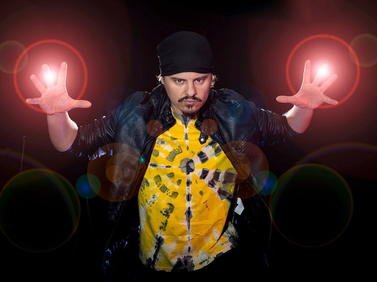 Dini González, la garganta del metal leonés