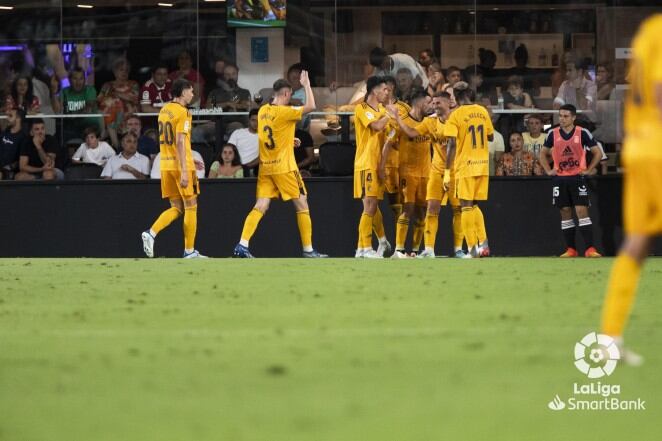 El conjunto berciano recibe al Ibiza con la intención de seguir ganando