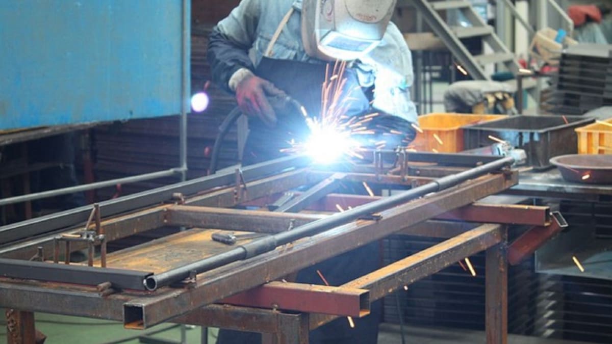 El sector del metal desbloquea el nuevo convenio, que incluye una subida salarial del 9% para 70.000 trabajadores de Aragón