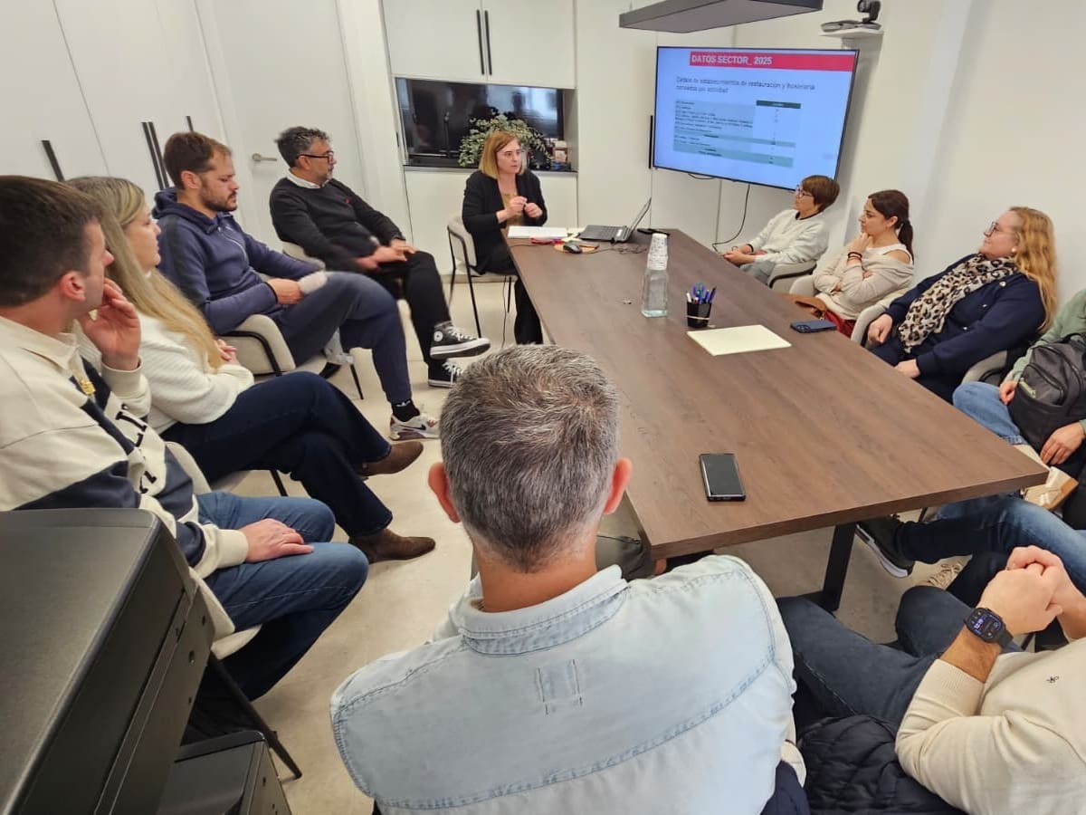 Comercios y Servicios VI activa una bolsa de empleo para la hostelería de Villena