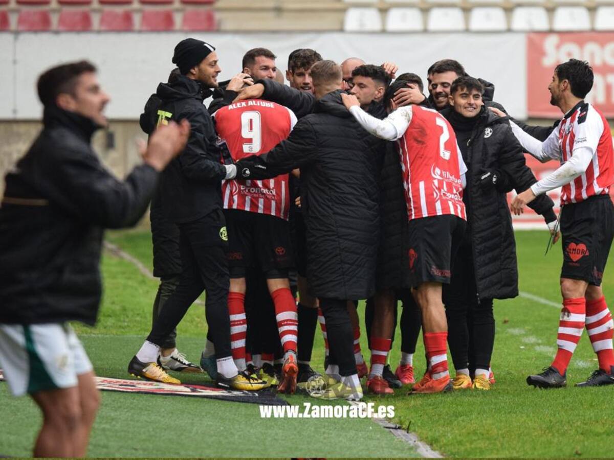 El Zamora CF se queda con la miel en los labios