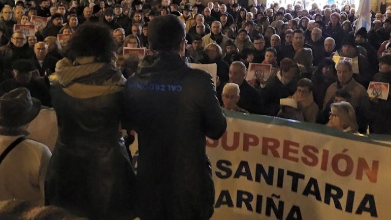 Imagen de una de las protestas organizadas en la comarca de A Mariña por la plataforma en contra de la supresión del área sanitaria de la comarca