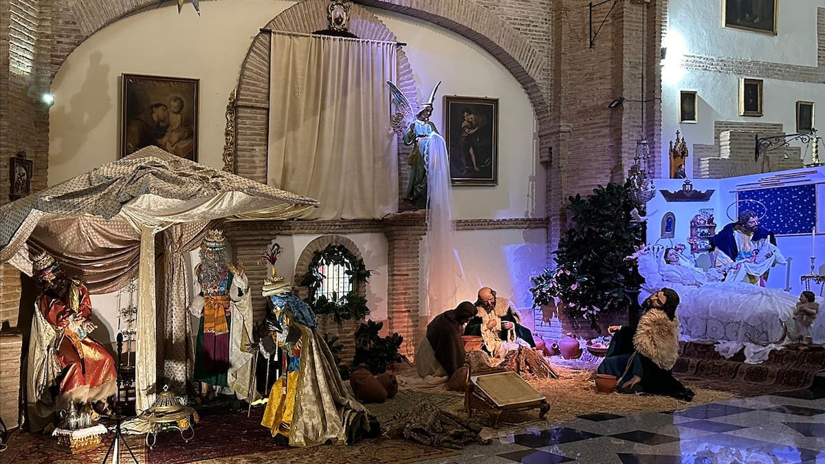 La AHHYCC presenta su Nacimiento Cofrade