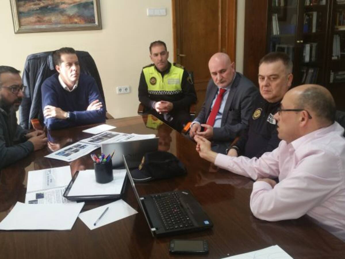 El equipo de Gobierno estudia instalar cámaras de vídeo vigilancia en los parques de Elda