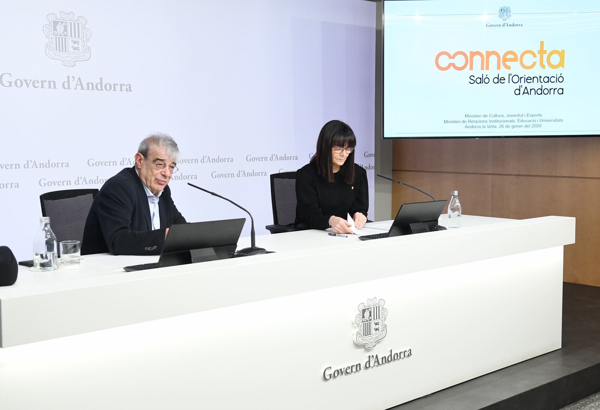 Els ministres d'Educació i de Joventut, Ladislau Baró i Mònica Bonell, han presentat el 'Connecta' que es farà el 26 i 27 de febrer al Centre de Congressos