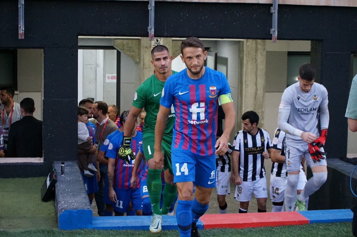 Miguel Núñez ha sido sancionado con dos partidos