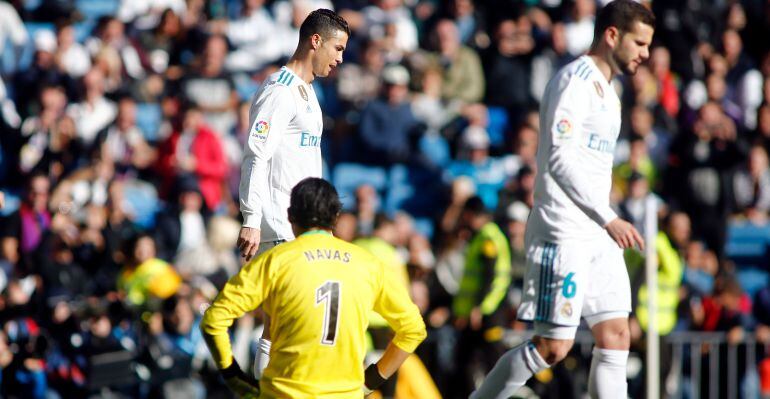 Keylor Navas, Cristiano Ronaldo y Nacho, durante el Clásico del pasado 23 de diciembre