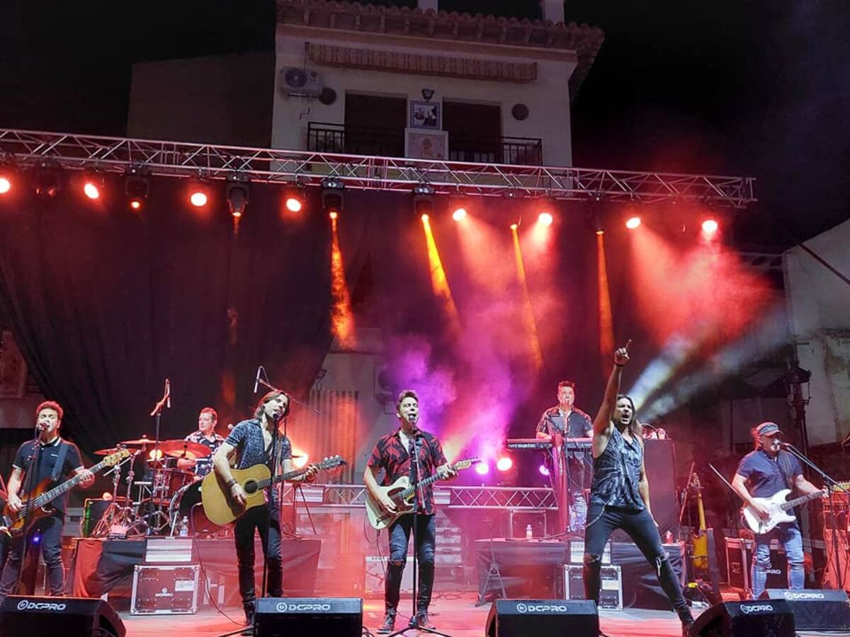 Radio Gandia SER celebra su aniversario con el festival de música 90 Años Juntos