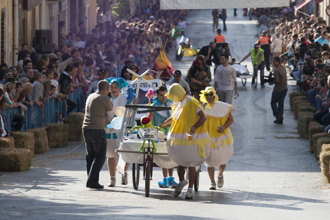 El VIII campeonato de Autos Locos de Petrer dará comienzo a las 16:30 horas