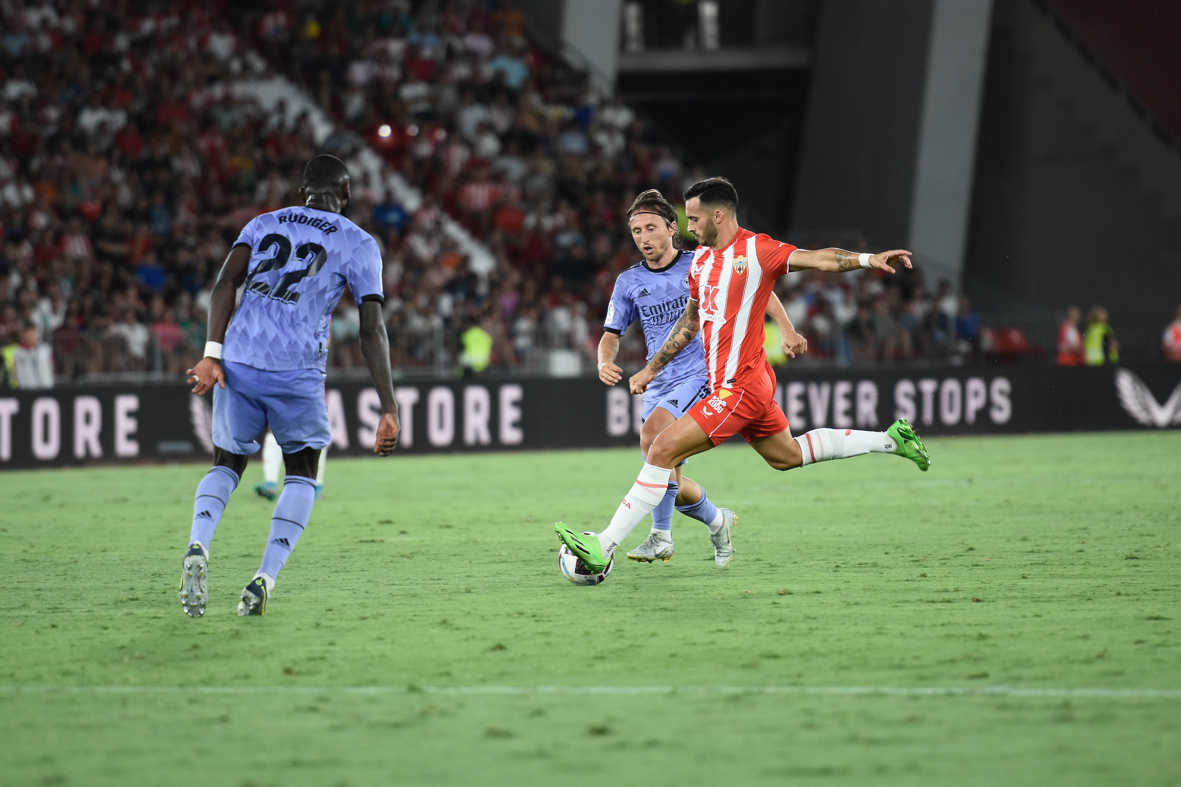 Lazo en el Almería-Real Madrid.