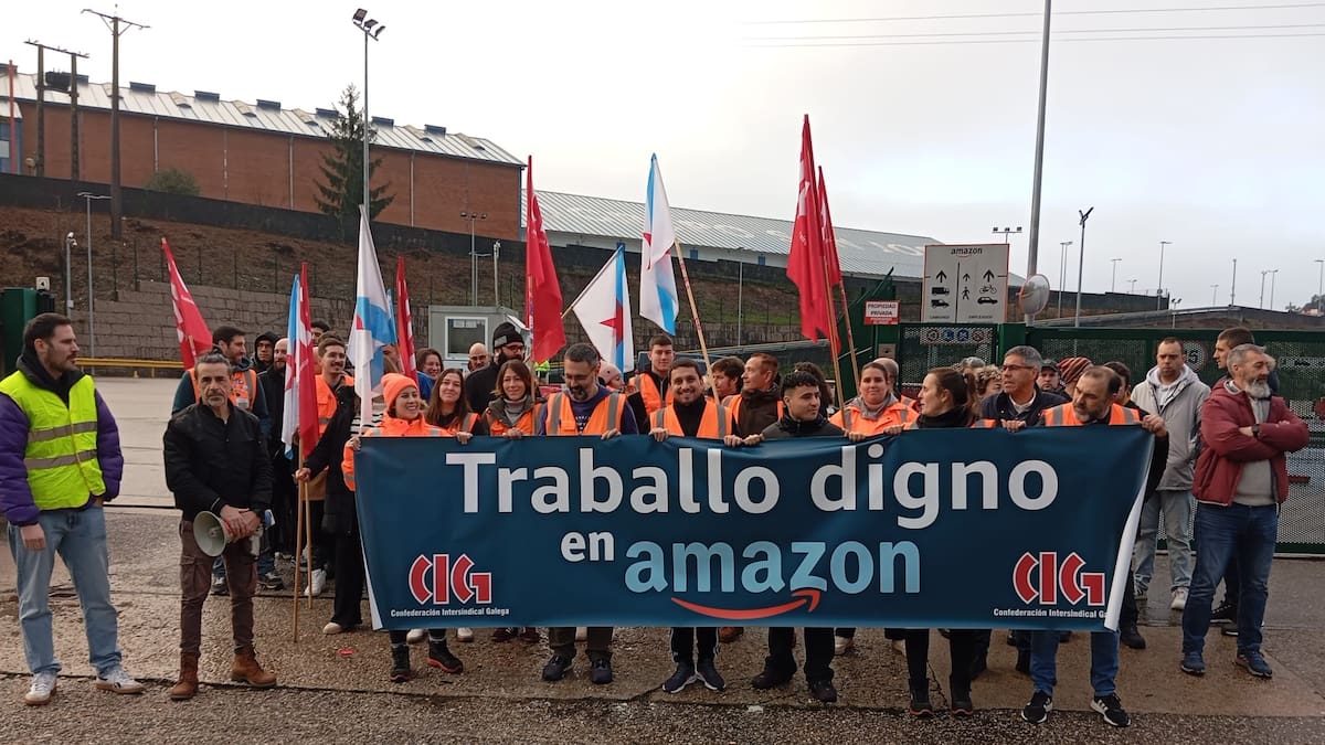 La plantilla de Amazon en O Porriño denuncia explotación y ritmos "inhumanos" en una jornada de huelga