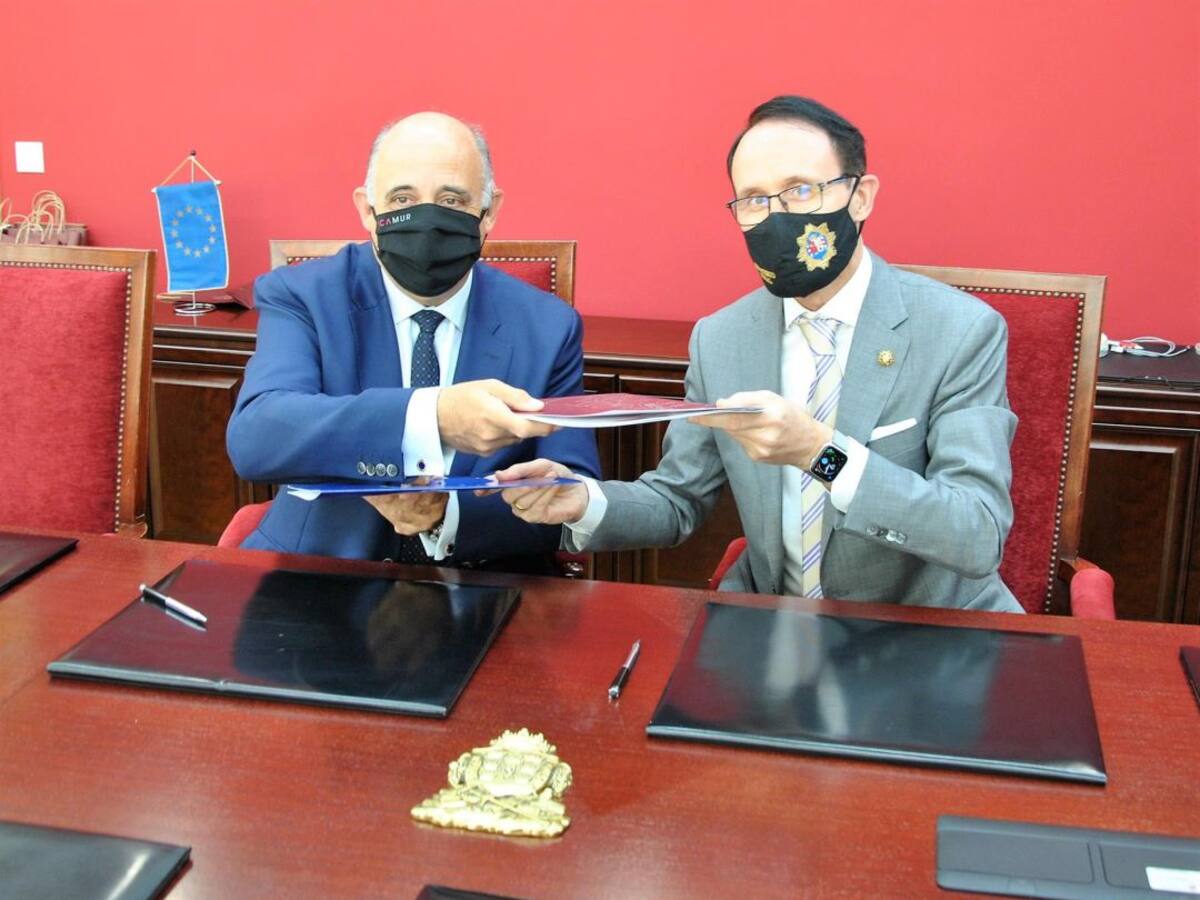 El Colegio de Abogados y la Fiscalía impulsan la figura de la conformidad para agilizar la Justicia