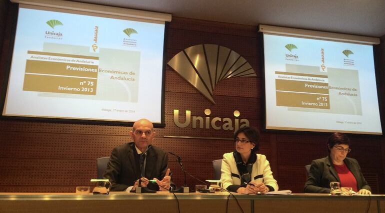Rueda de prensa de Analistas Económicos de Unicaja en Málaga