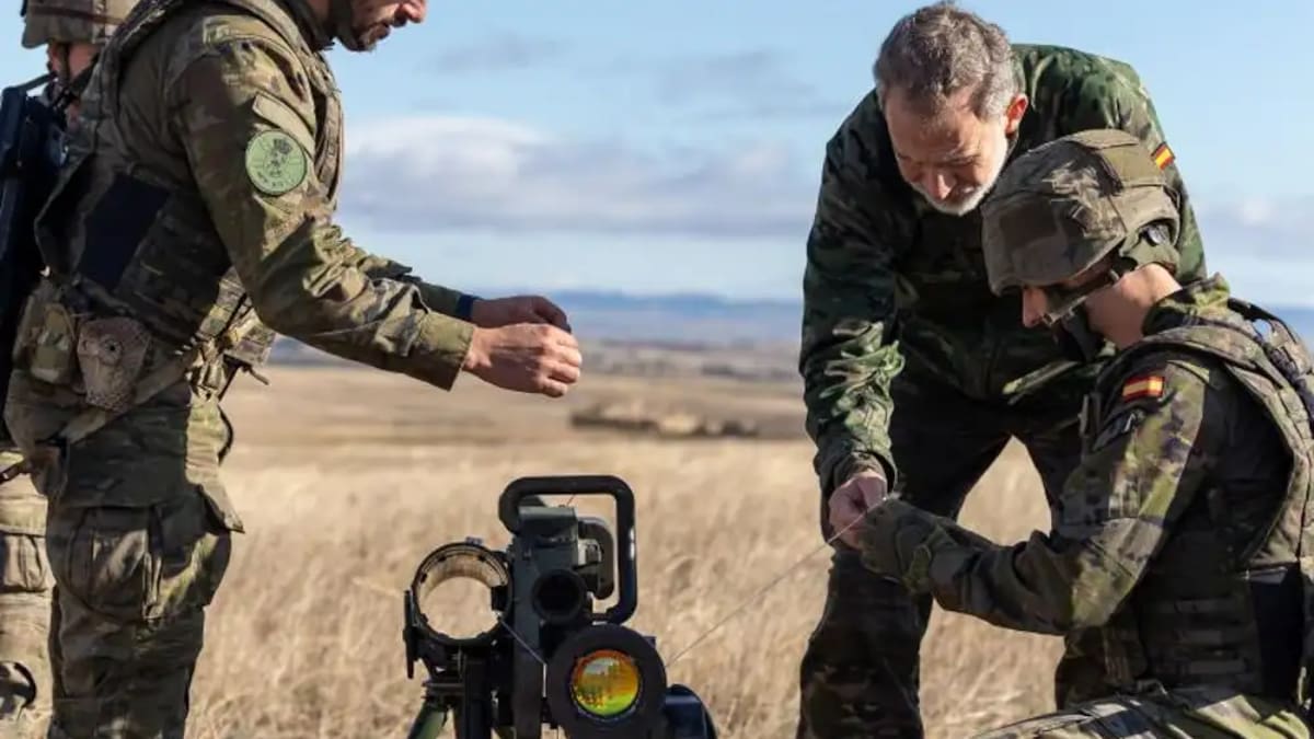 Defensa ordena "revocar" la licencia de los misiles israelíes que iban a equipar al Ejército de Tierra