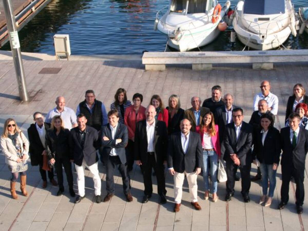 El PP s’obre als independents
