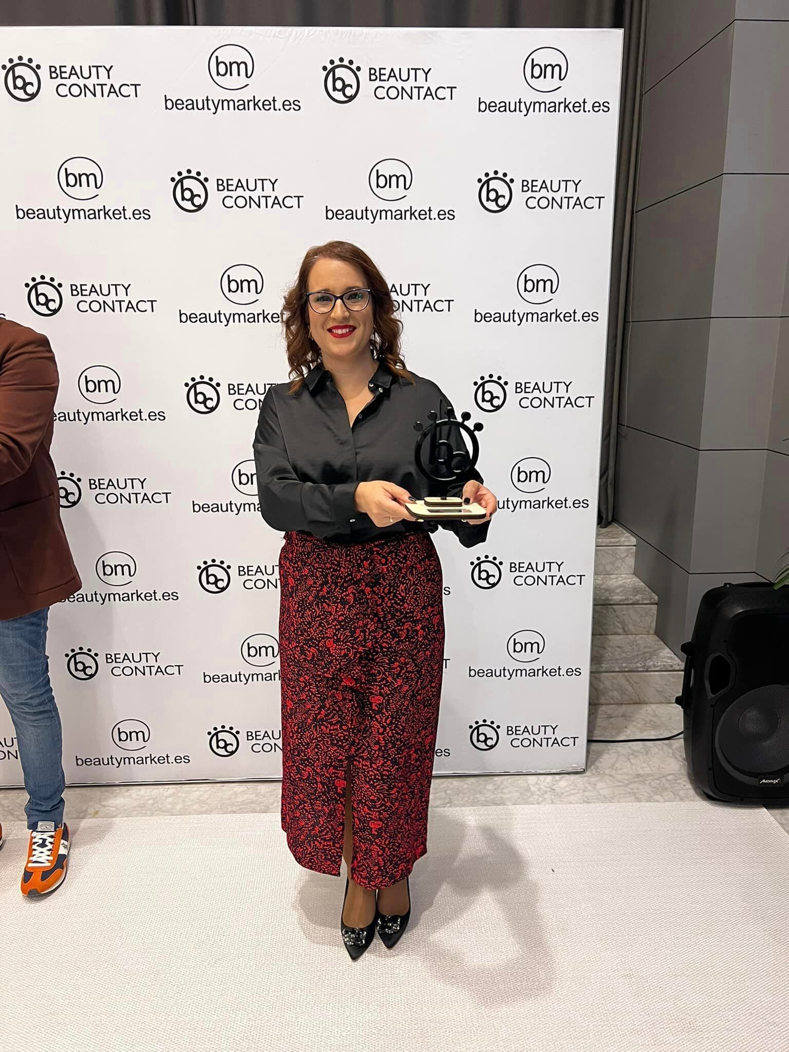 Teresa Cazalla consiguió el primer premio de vestuario en la colección femenina y el bronce en peluquería de vanguardia