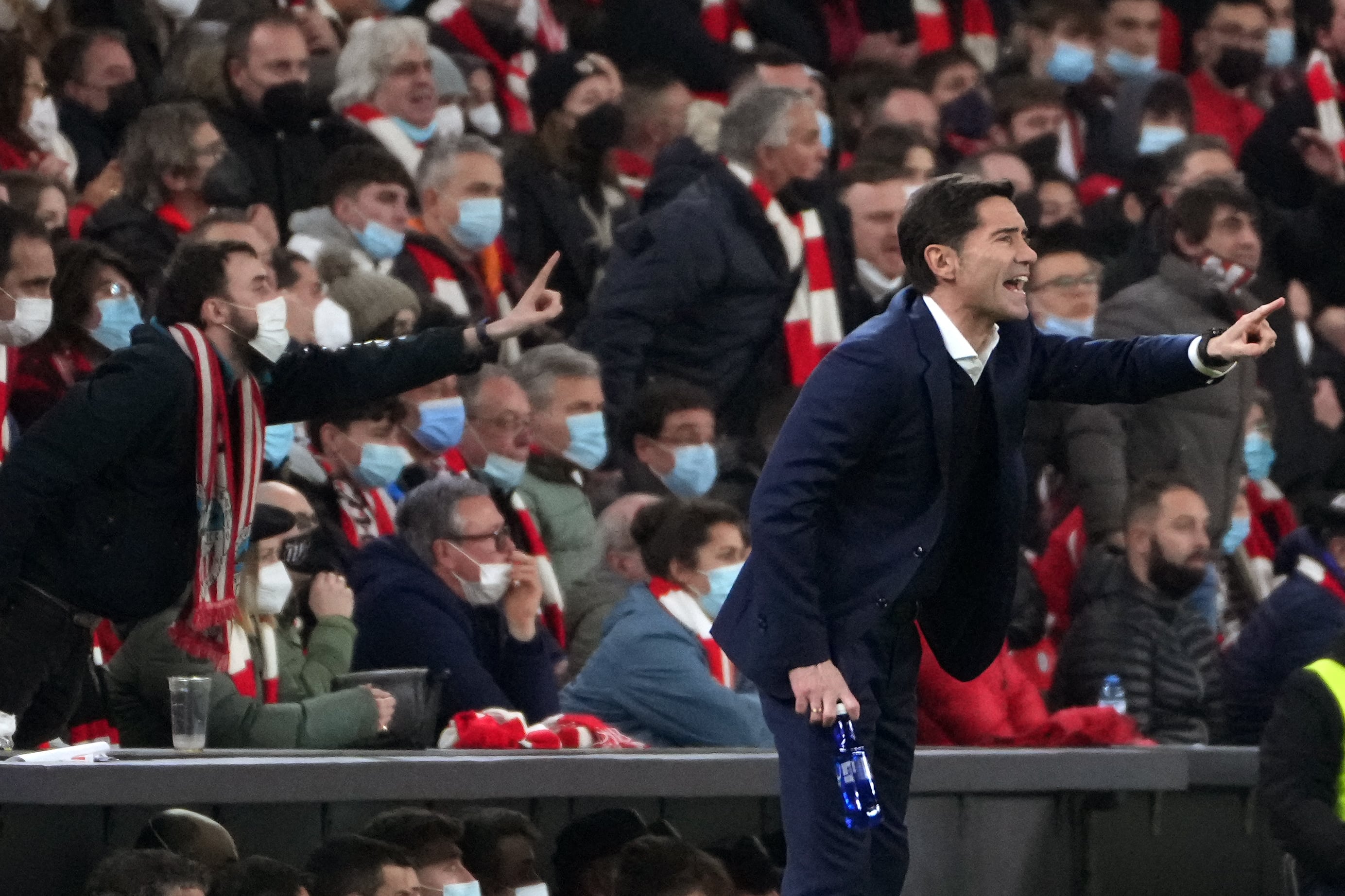 Marcelino, durante el partido de cuartos de final de la Copa del Rey ante el Real Madrid en San Mamés