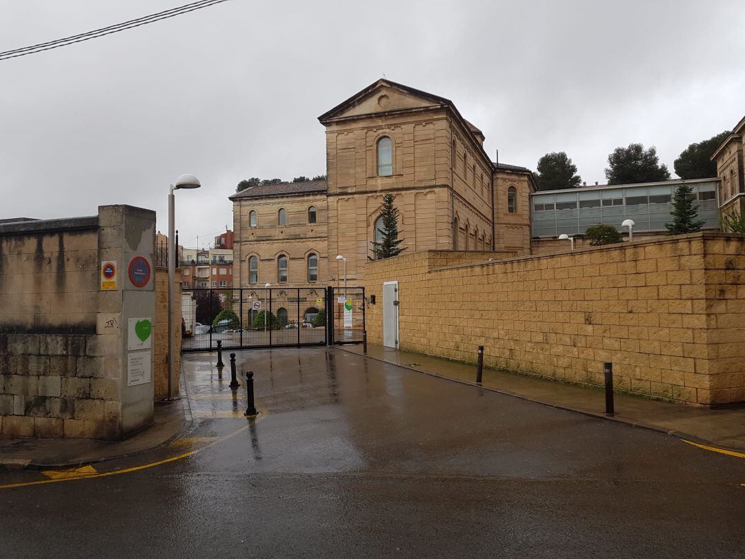 La residencia de personas mayores Domus Vi de Alcoy registra 32 fallecidos desde el inicio de la crisis del coronavirus.