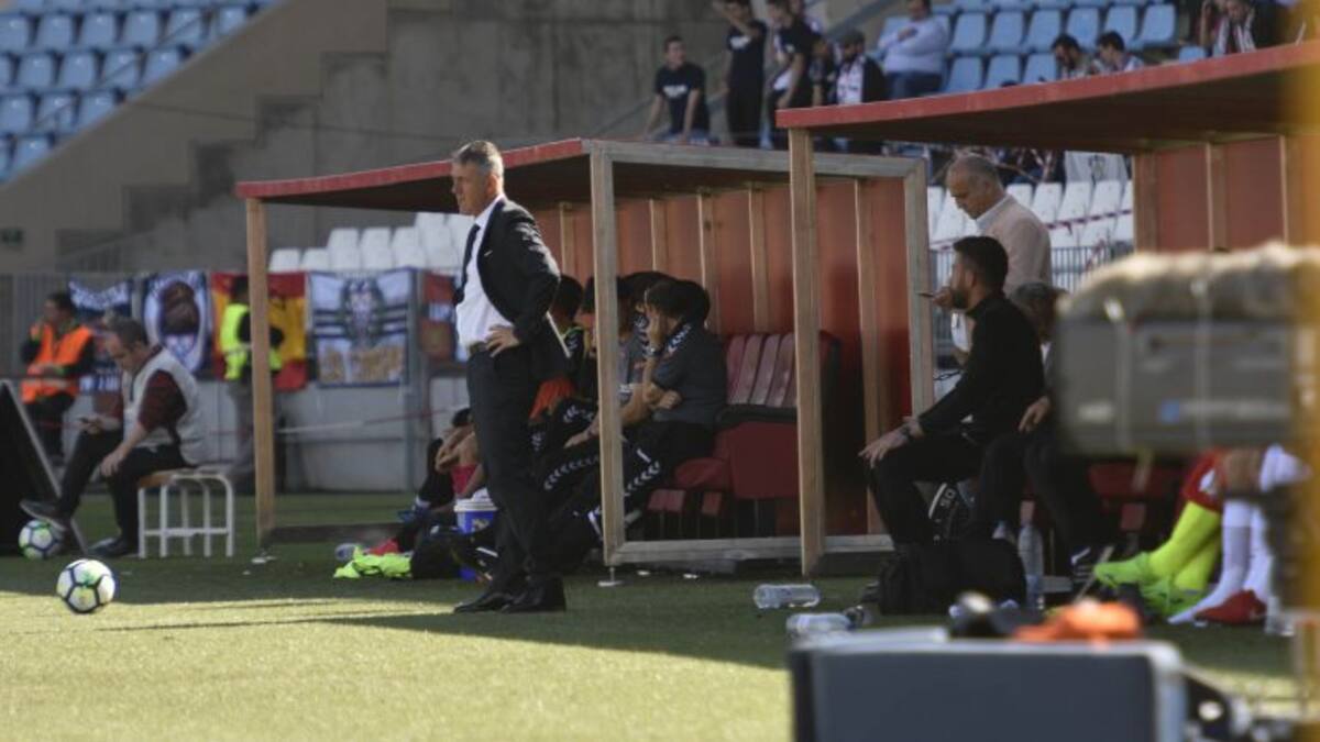 Lucas Alcaraz cumple su partido 20 en el Almería
