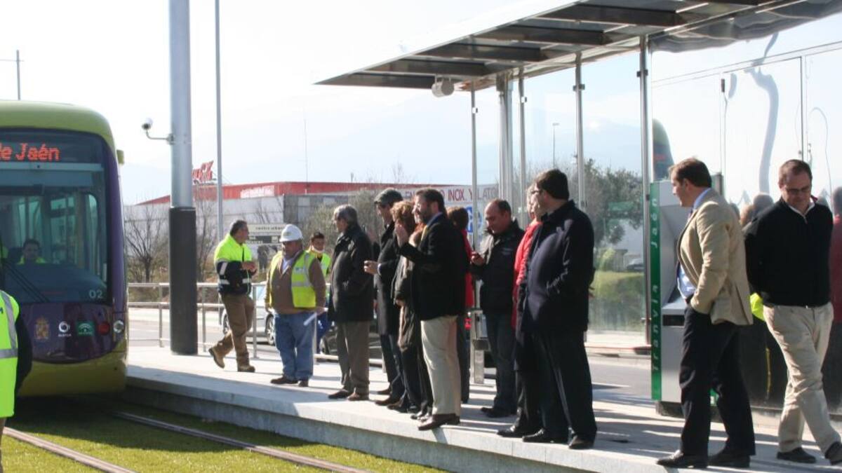 Finalizan las negociaciones para la puesta en marcha del tranvía