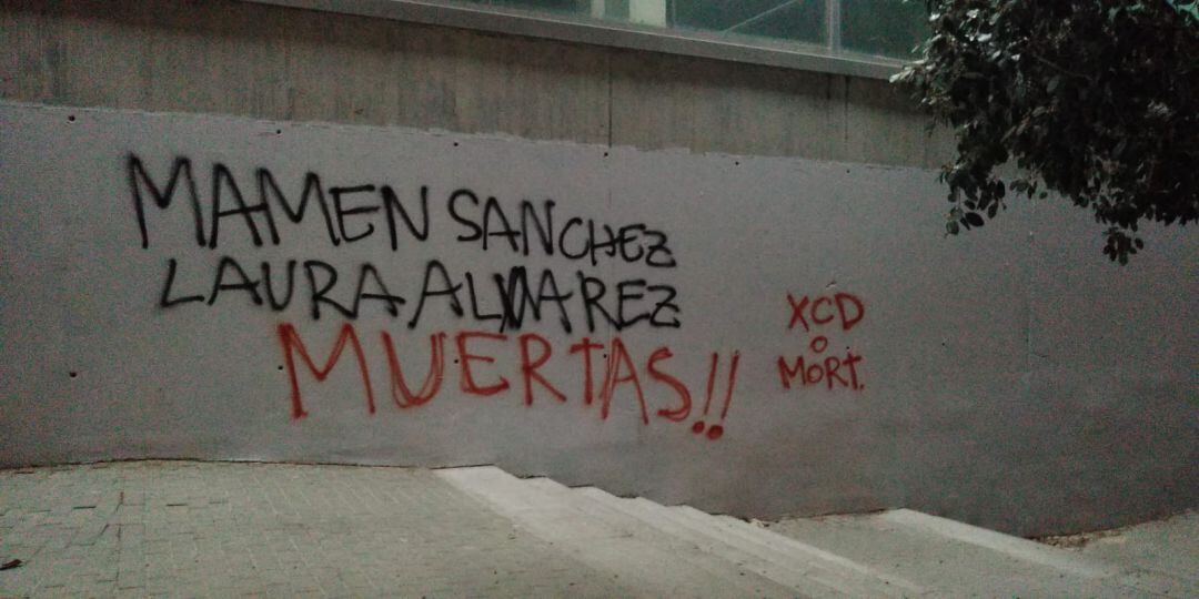 Pintadas amenzantes contra la alcaldesa Mamen Sánchez y la teniente de alcaldesa Laura Álvarez