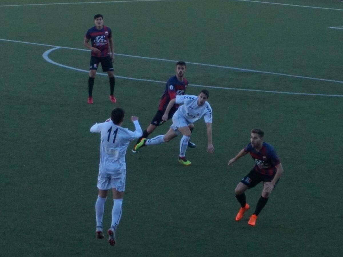 El Eldense se quedó con la miel en los labios en Xàtiva (1-1)