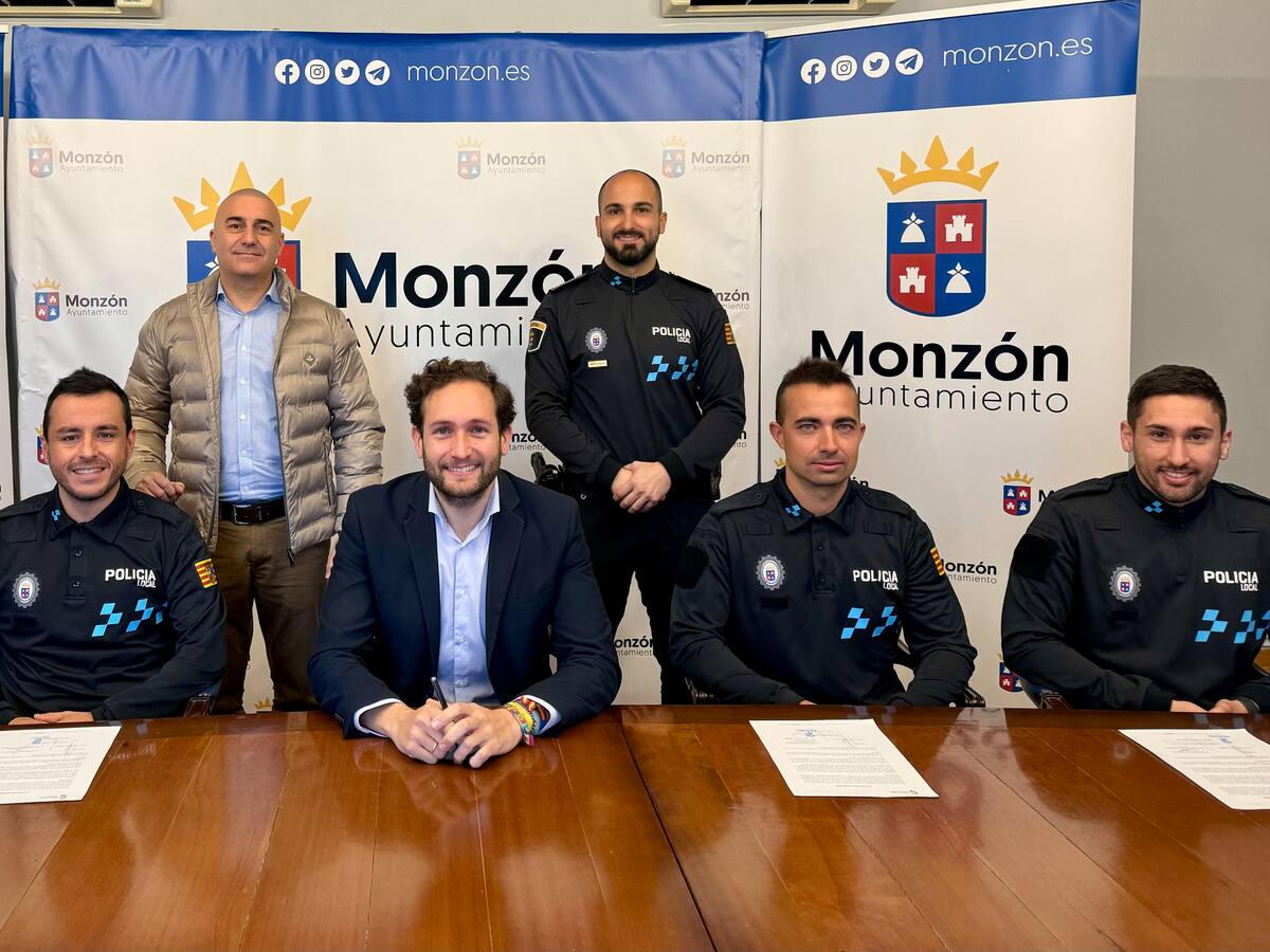La Policía Local de Monzón incorpora cuatro nuevos agentes al cuerpo