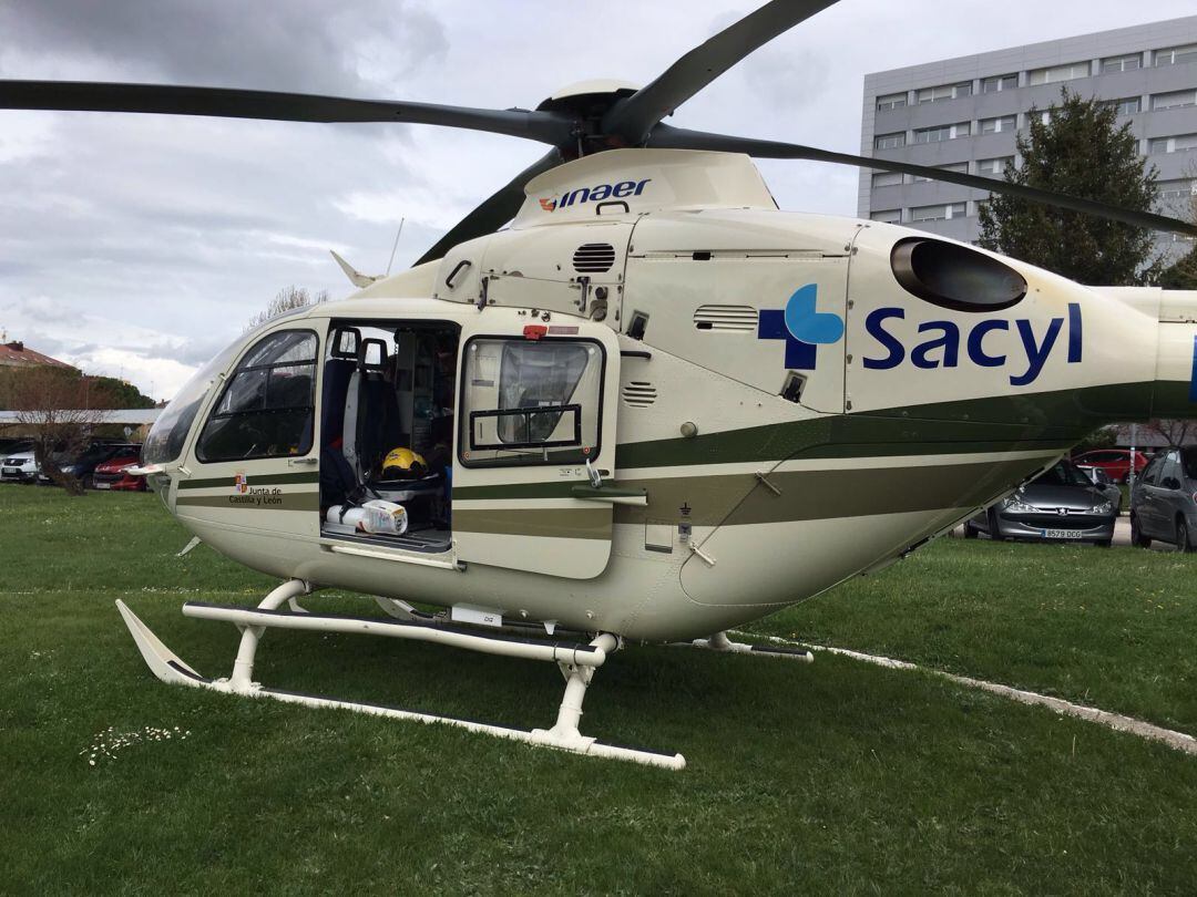 La mujer tuvo que ser trasladada en helicóptero medicalizado al Hospital Nuestra Señora de Sonsoles