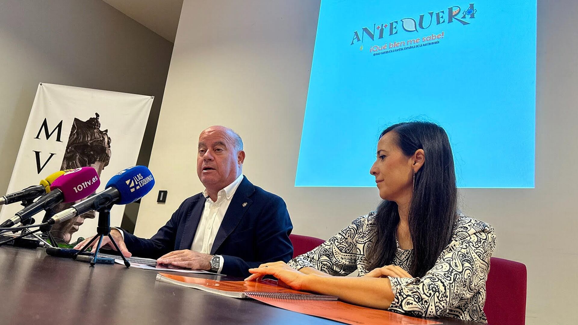 El alcalde de Antequera durante la presentación de la candidatura para la capitalidad gastronómica de España 2026