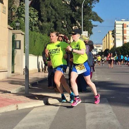 Rosa Varela y Sara Luna