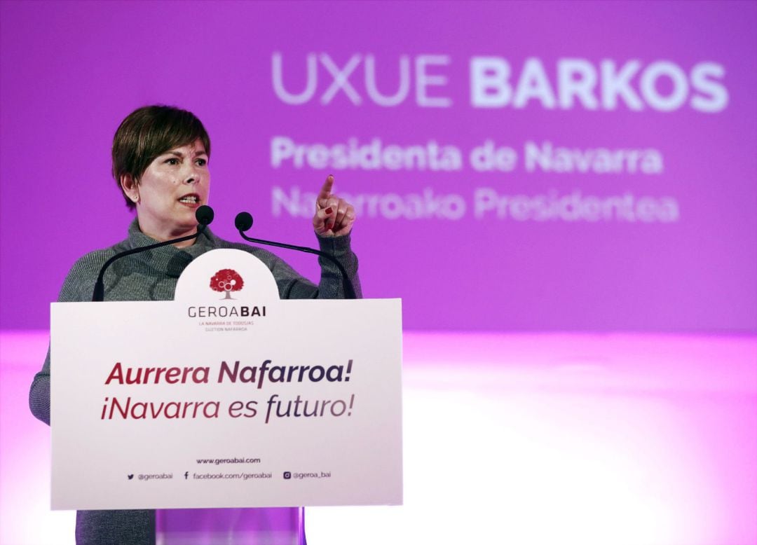 La presidenta del Gobierno de Navarra y dirigente de Geroa Bai, Uxue Barkos, durante su intervención en un acto político donde dicha formación política ha presentado públicamente a sus candidatas a la presidencia del Gobierno de Navarra y la alcaldía de P