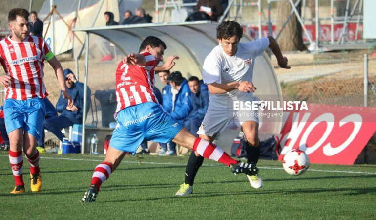 Un momento del partido.