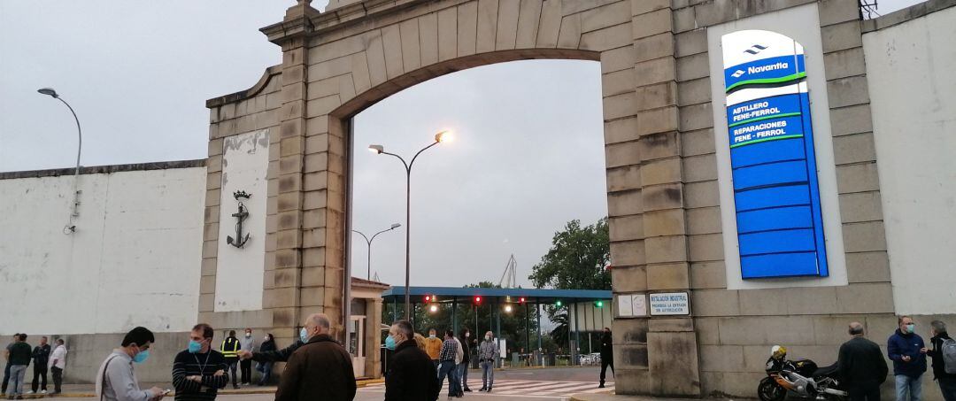 Concentración en la puerta de Navantia Ferrol