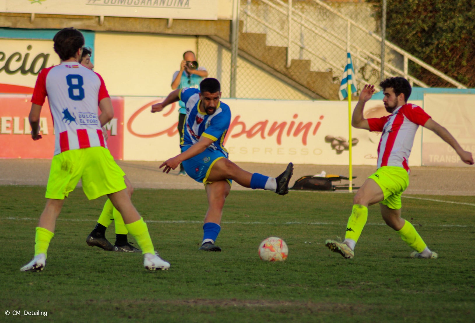 Vitolo podría volver al once titular ante la baja de Jorge por lesión