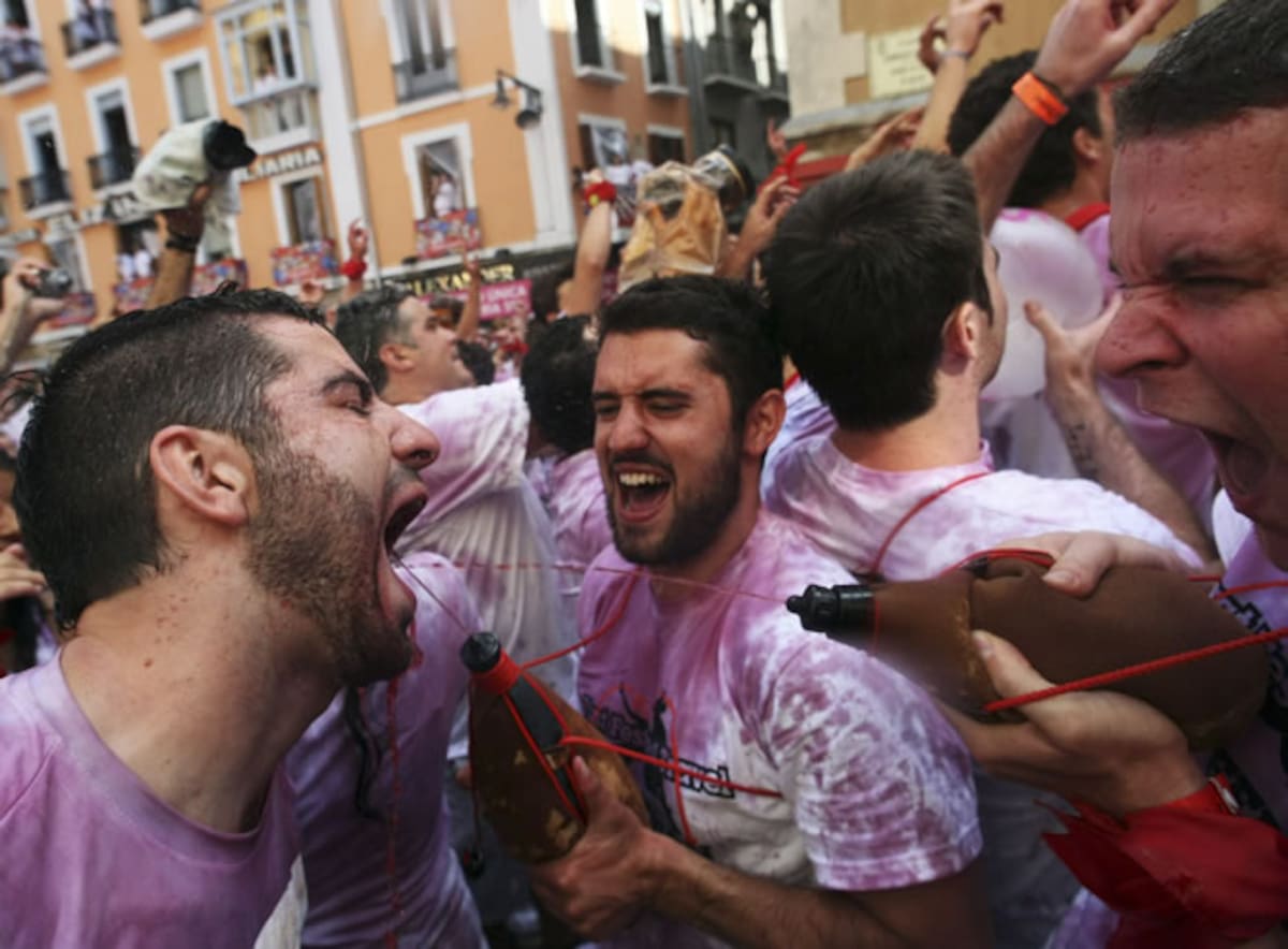 Las botellas de vidrio no se pueden introducir en algunos recintos durante las fiestas