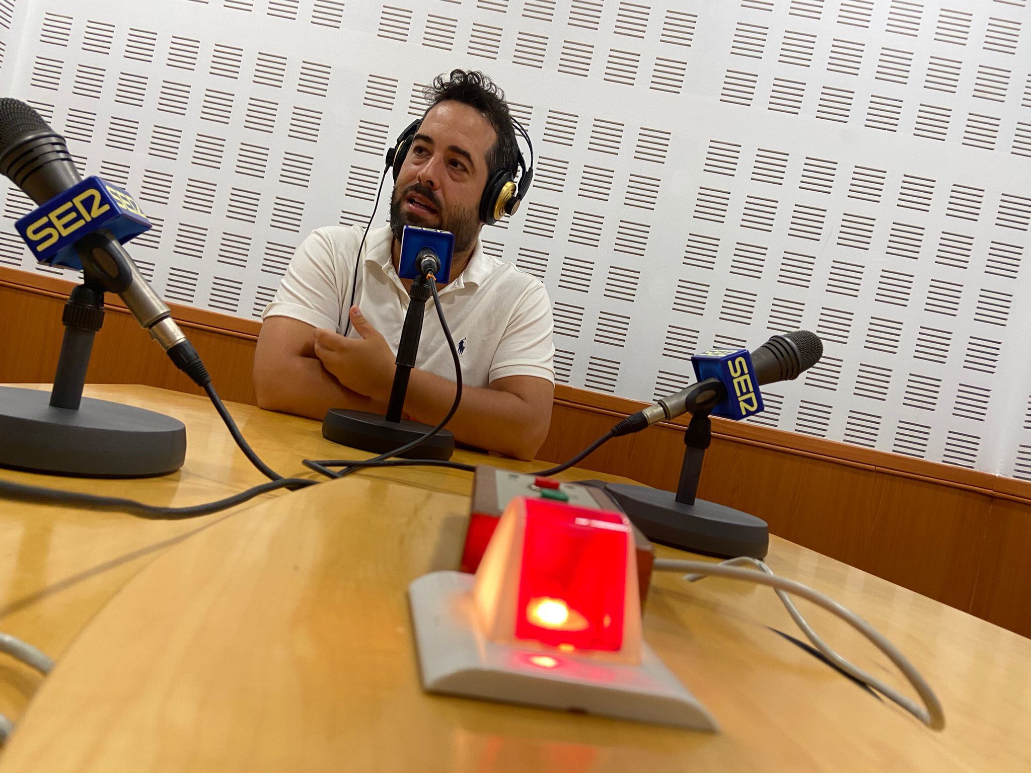 Fran Carrillo, durante una entrevista en Radio Córdoba - Cadena SER