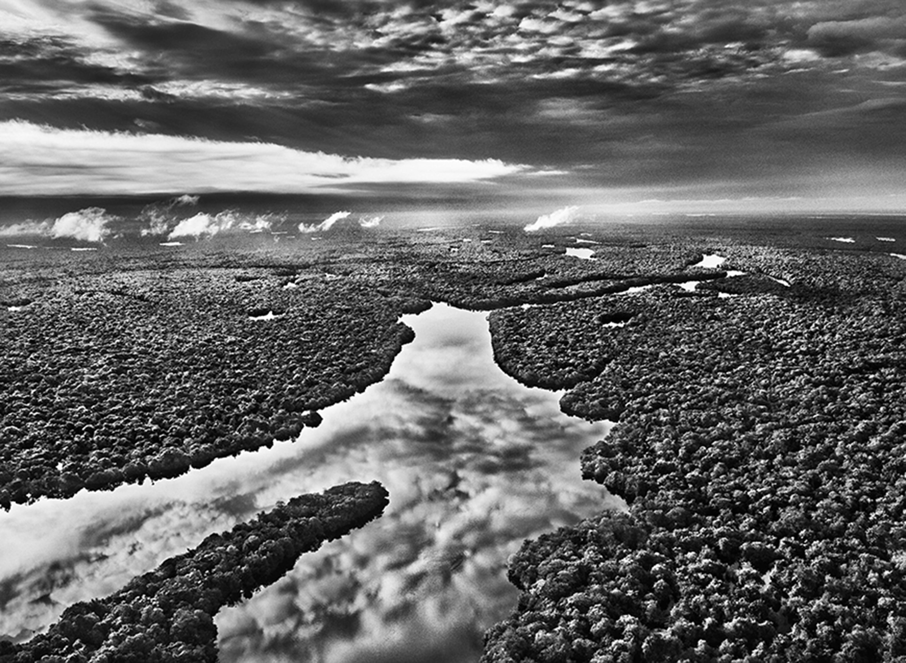 El río Negro, afluente del Amazonas (Brasil)