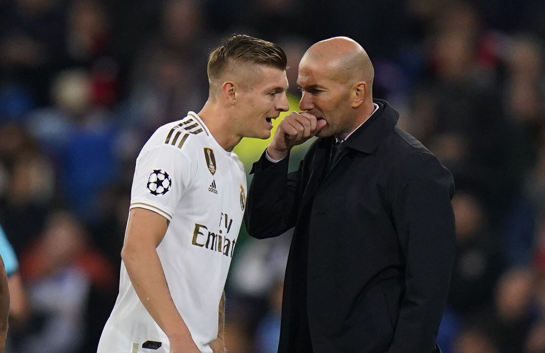 Toni Kroos y Zidane, en un partido de Champions League