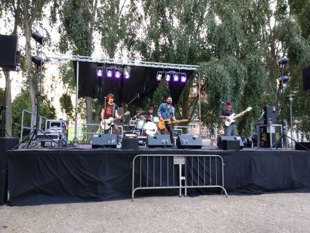 La banda cántabra ADN ha inaugurado la Feria de la Música en las fiestas patronales 2018