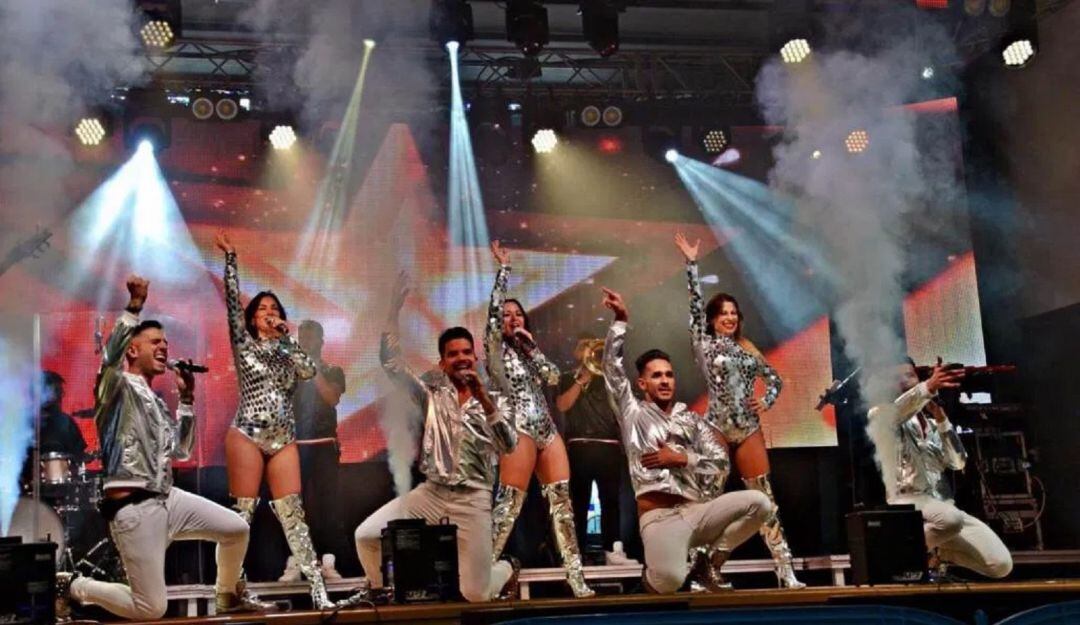 Imagen de una de las orquestas que recorre la provincia de Salamanca.