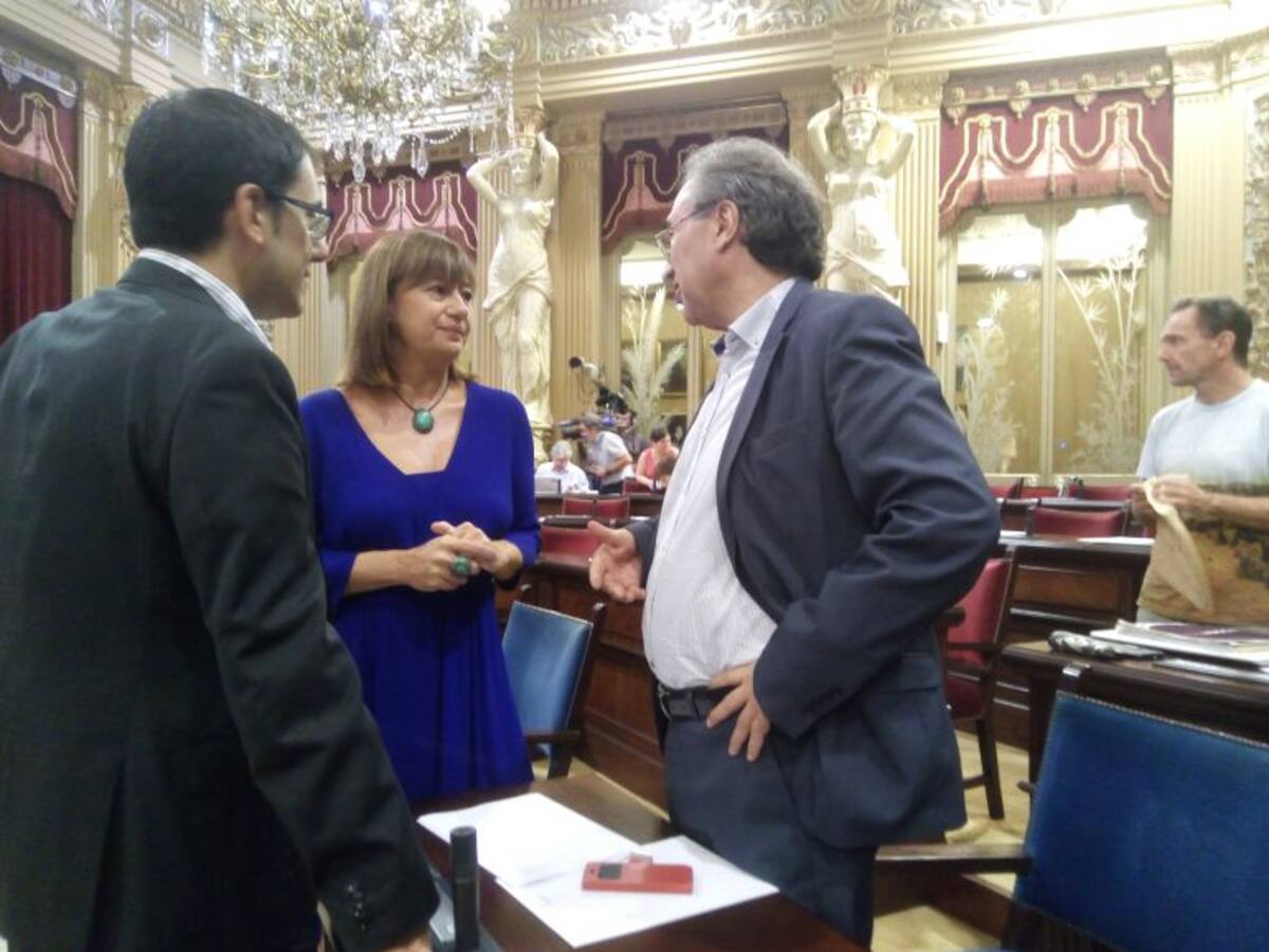 "Soy una persona de izquierdas y defiendo un Gobierno de izquierdas"